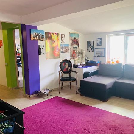 Alma Cinema Hostel Koktobe Extérieur photo