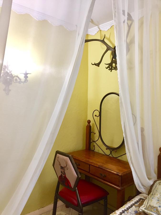 Alma Cinema Hostel Koktobe Extérieur photo