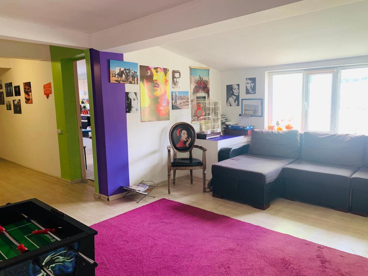 Alma Cinema Hostel Koktobe Extérieur photo